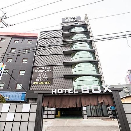 Gunsan Hotel Box Exterior photo